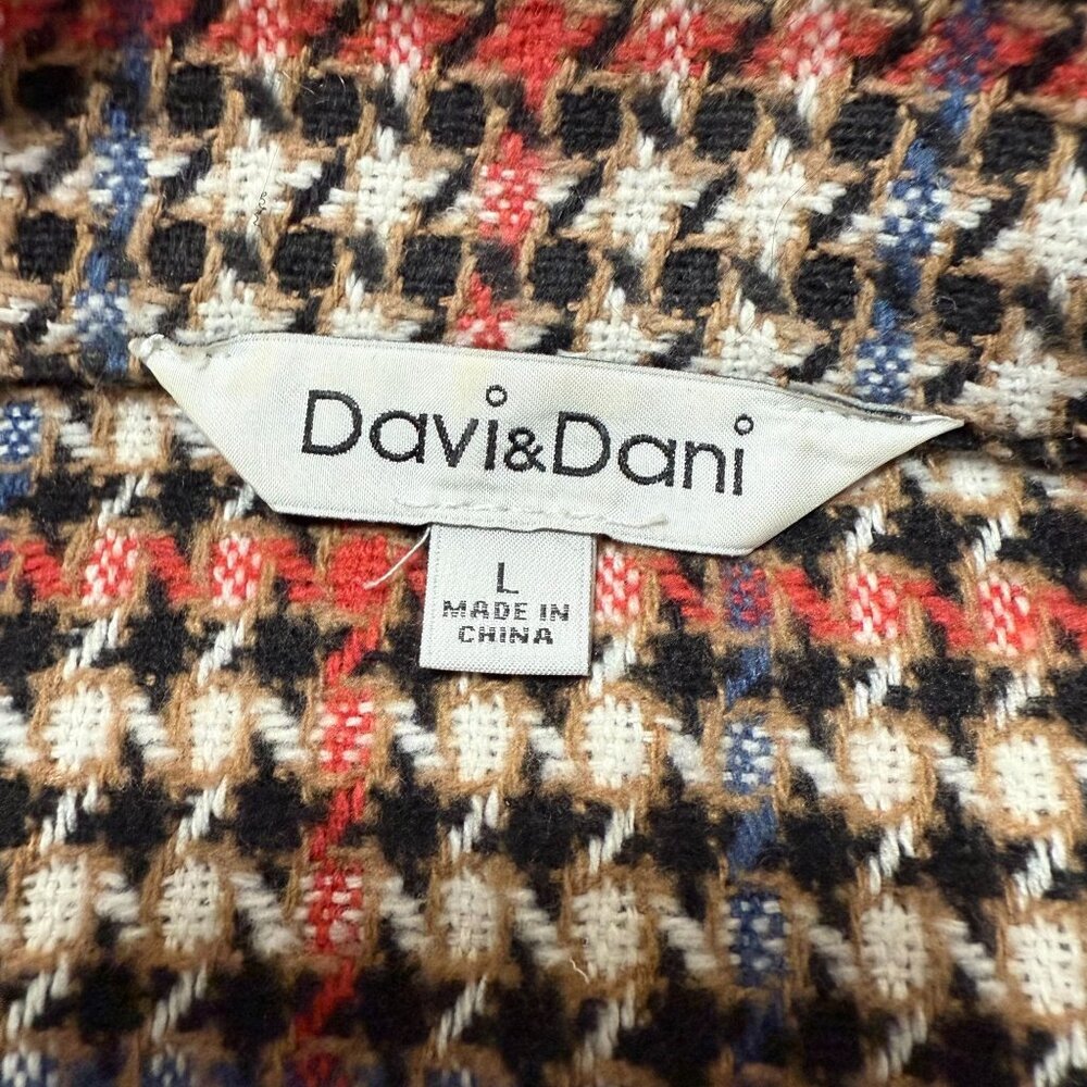 Davi&Dani Women's Size Large Oversized Plaid Butt… - image 8